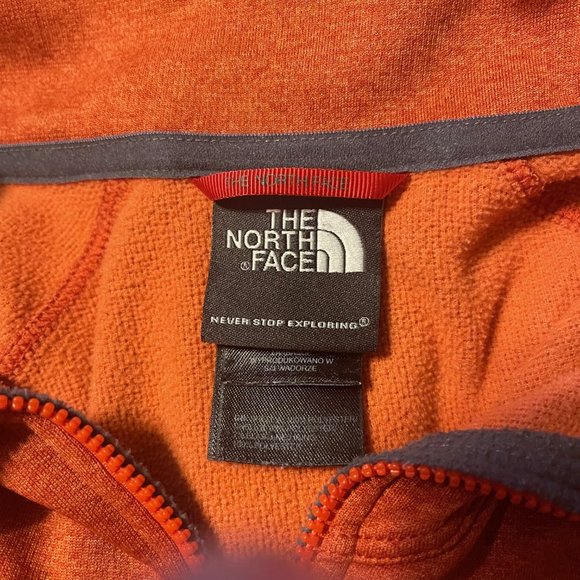 Men's The North Face 3/4 Zip Pullover - Medium - Picture 2 of 3